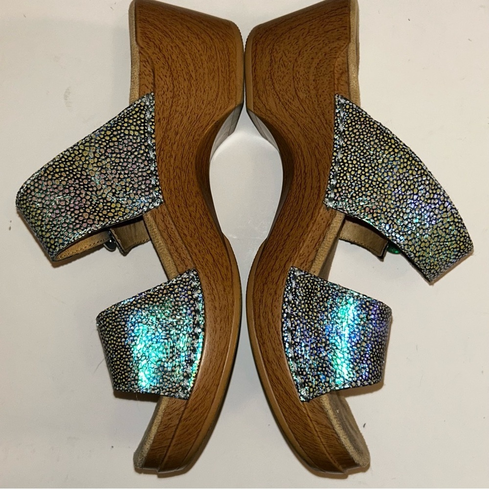Dansko Sophie Iridescent Clog Leather Strap Sandals Buckle Size 38 EU / 7 7.5 US - Picture 2 of 11